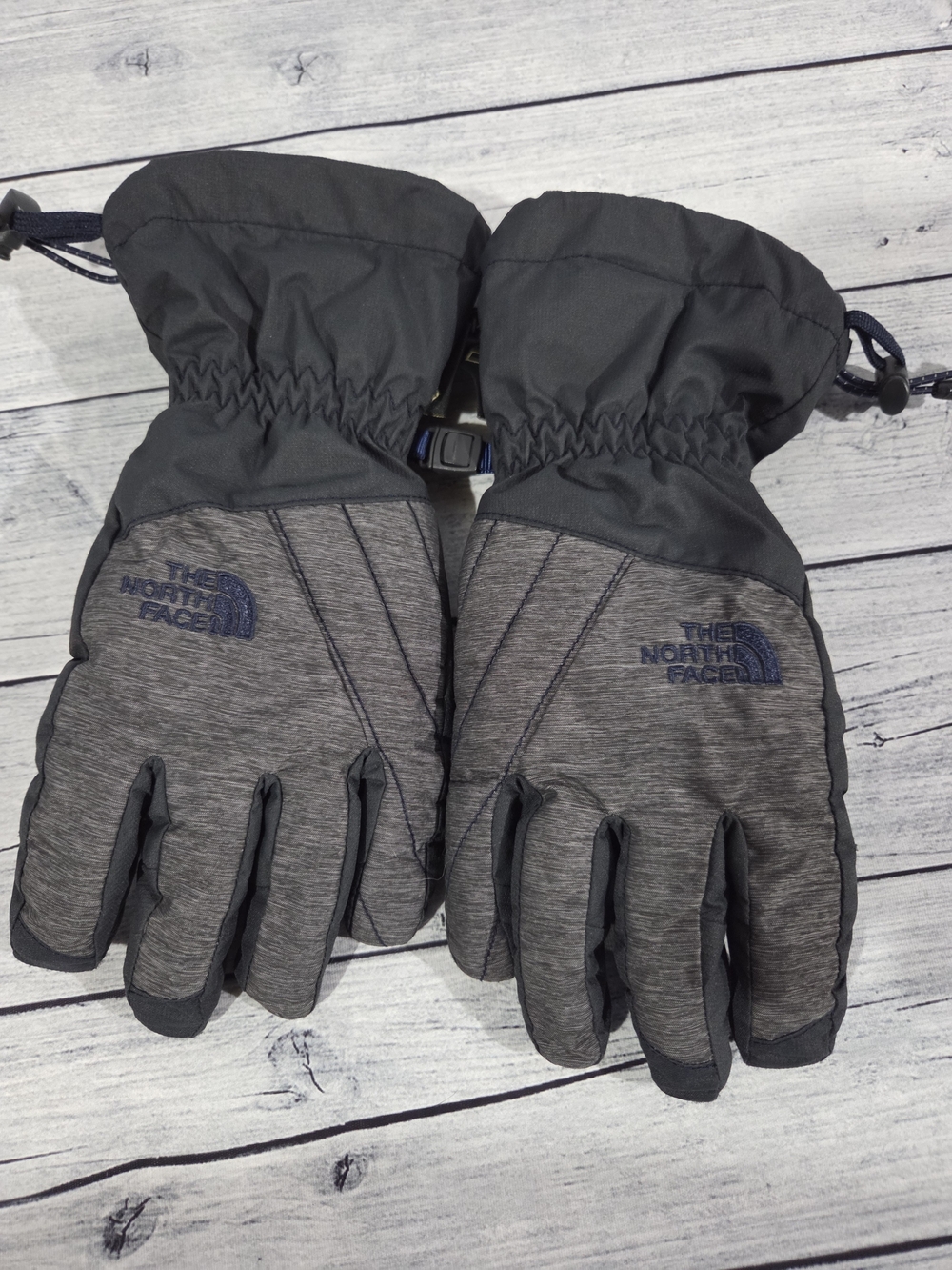 North Face Youth Gloves L